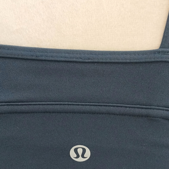 NWOT - Lululemon Athletica - Adore Your Core - Navy - Mesh Sports Bra - Size 4 - Picture 8 of 11